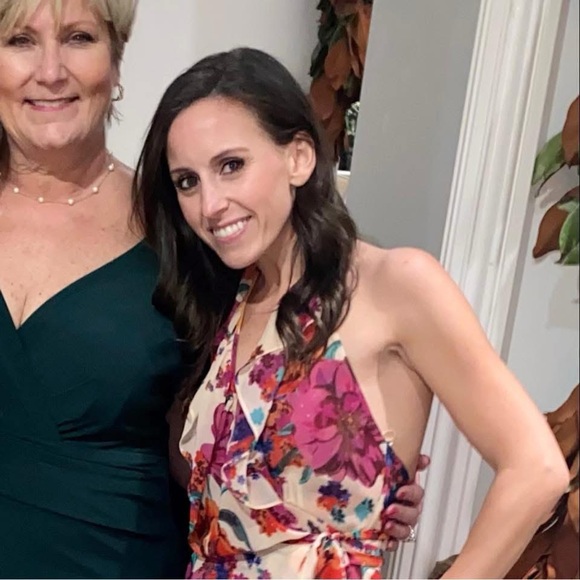 Meet your Posher, Allison - Picture 2 of 4